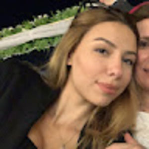 Meet your Posher, Lana